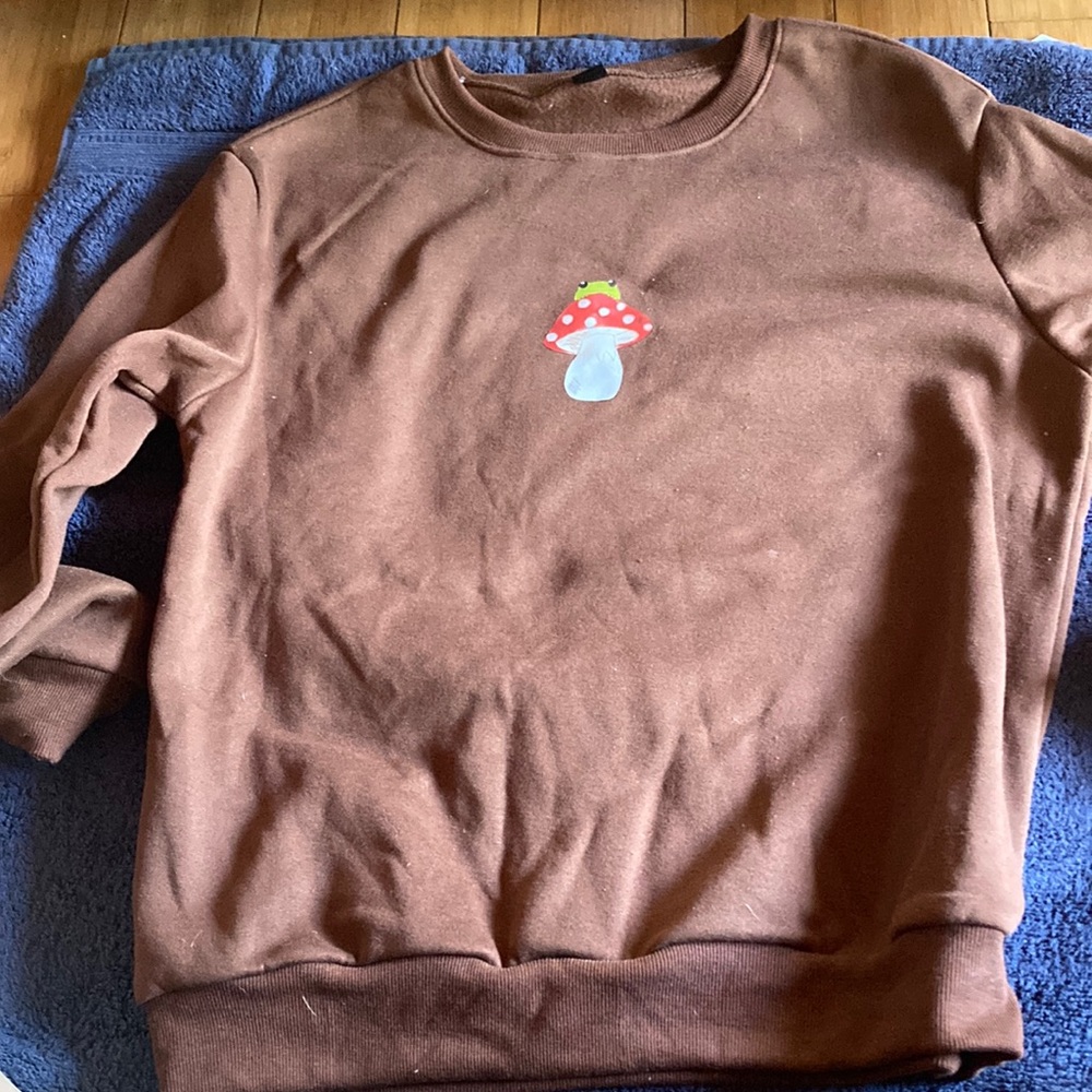 Sweatshirt